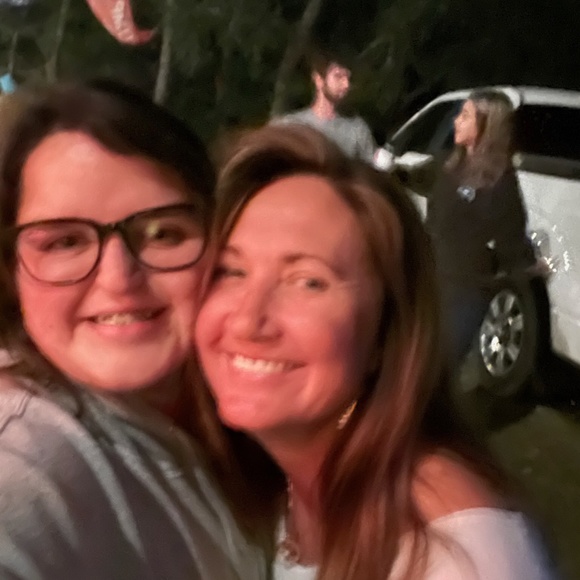 Meet your Posher, Tinley reagan - Picture 15 of 16